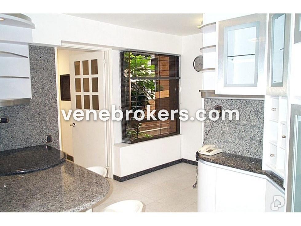 Apartamento en Campo Alegre, Caracas – 2