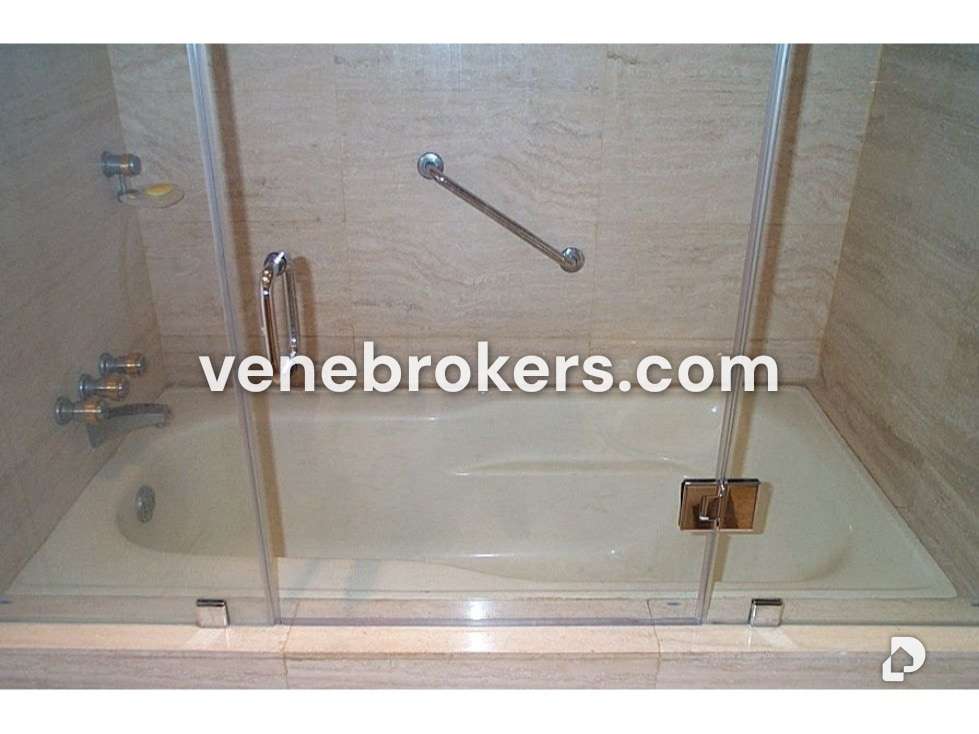Apartamento en Campo Alegre, Caracas – 43