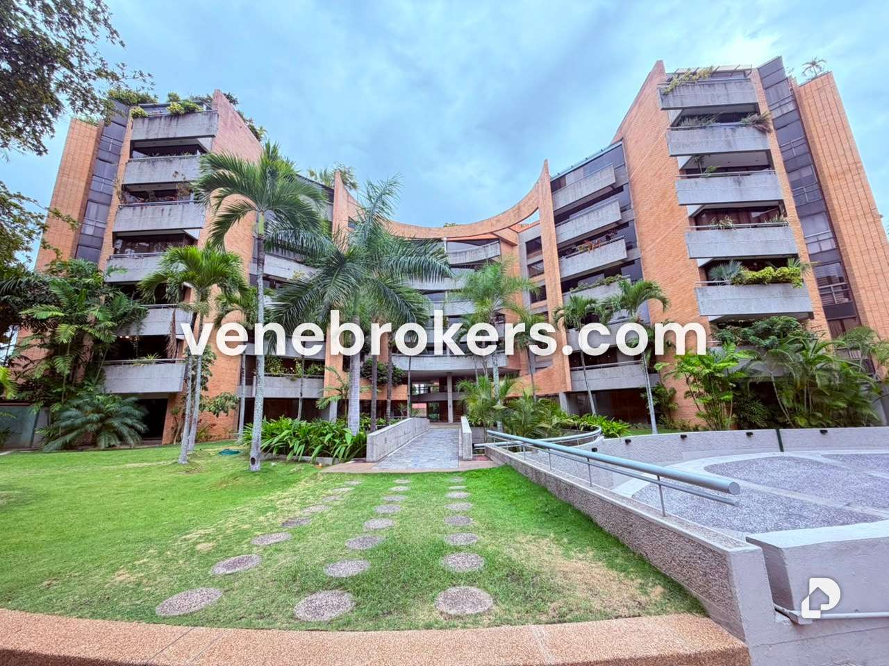 Apartamento en Campo Alegre, Caracas – 1