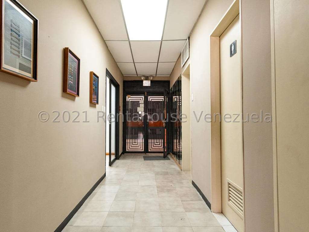 Edificio en Los Ruices, Caracas