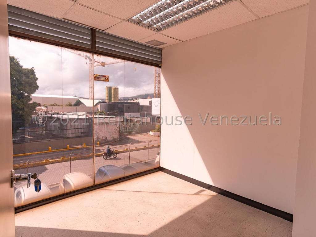 Edificio en Los Ruices, Caracas