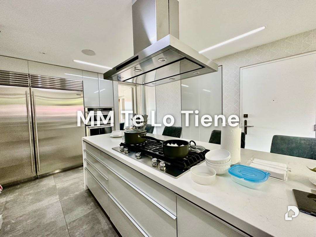 Apartamento en Altamira, Caracas – 15