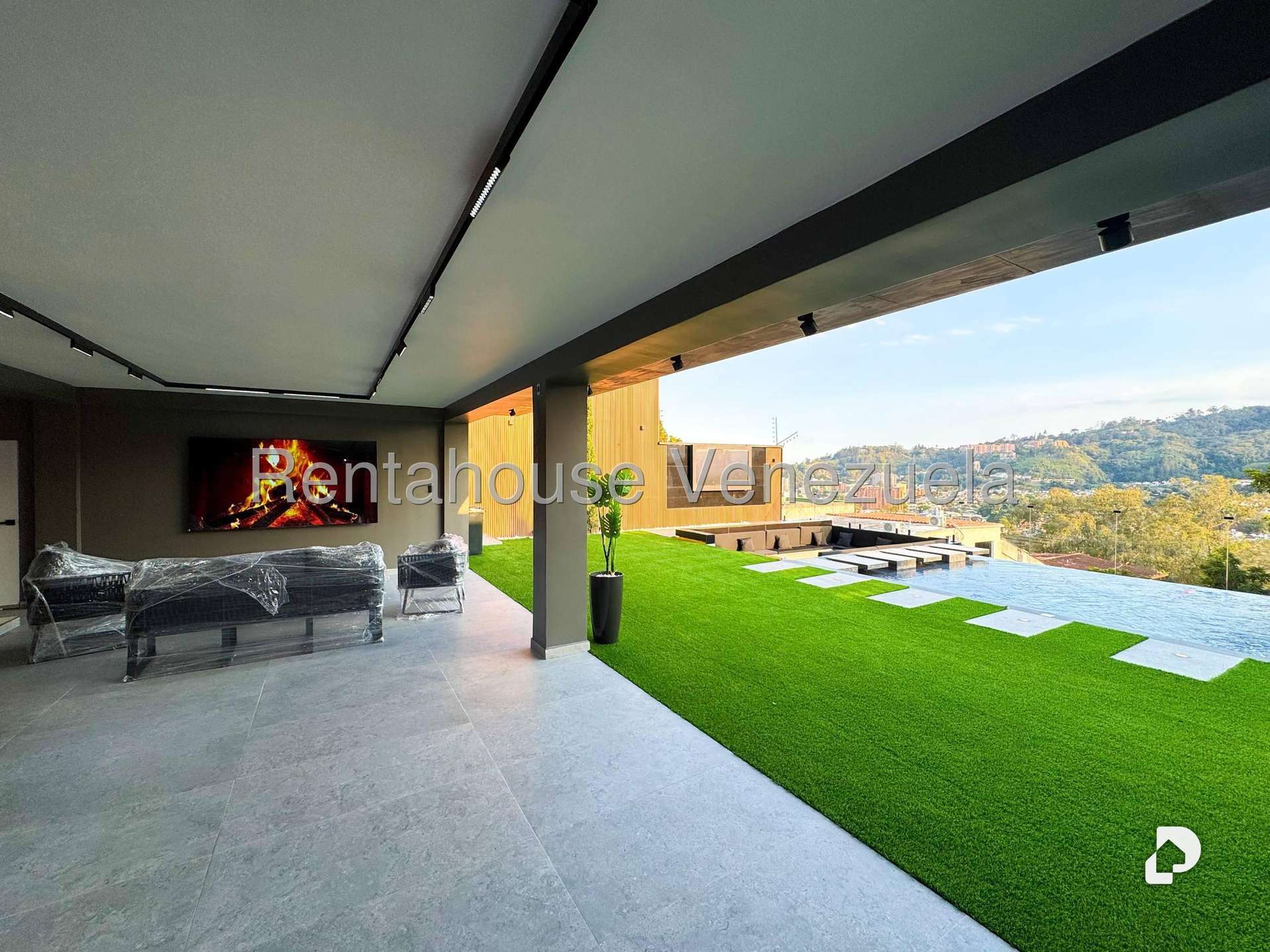 Casa en Los Naranjos (del Cafetal), Caracas – 21