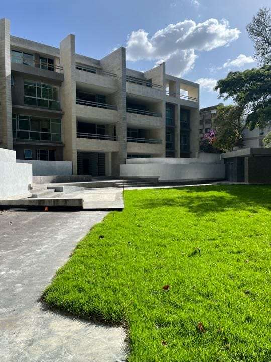 Apartamento en Country Club, Caracas - 1
