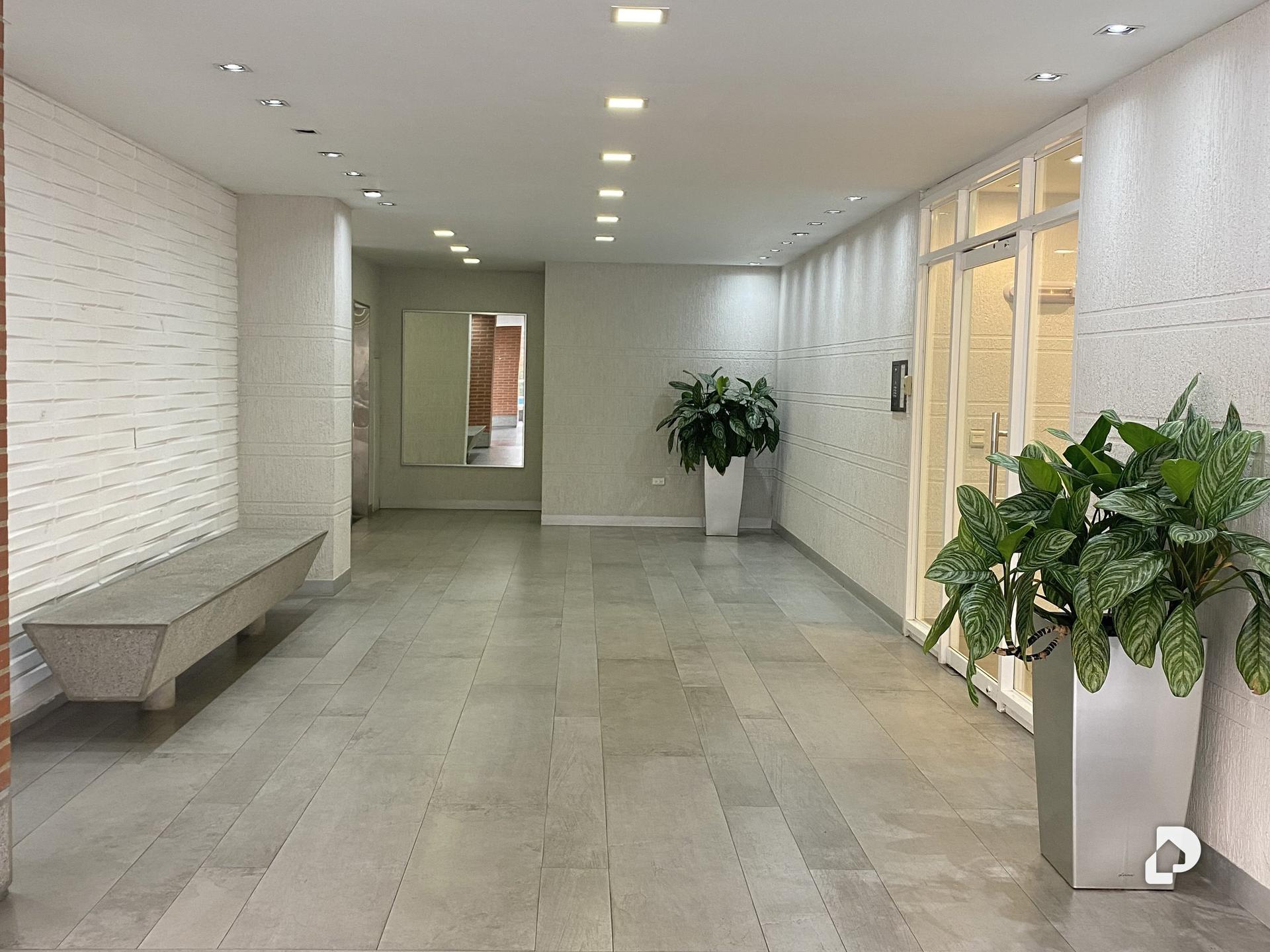 Apartment in La Boyera, Caracas – 3