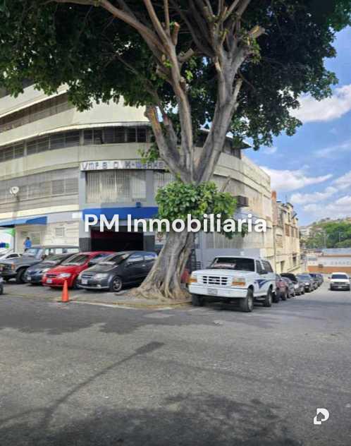Edificio en Quinta Crespo, Caracas – 1