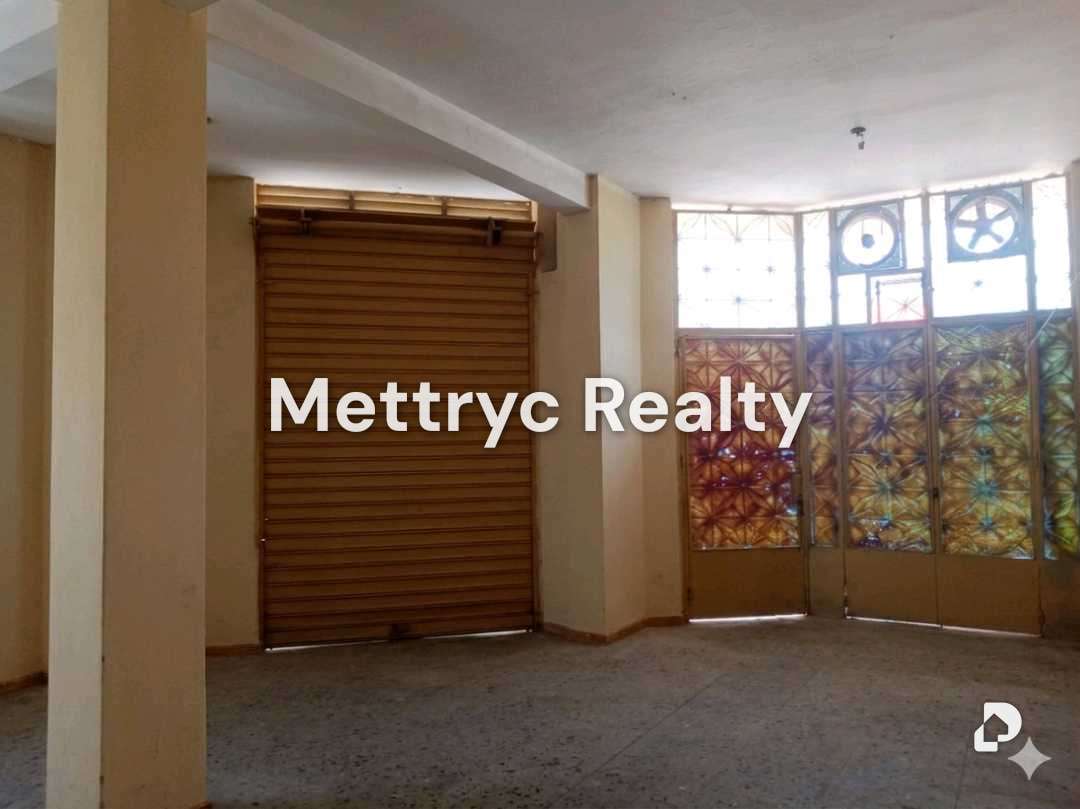 Local comercial en Casco San Blas, Valencia – 2