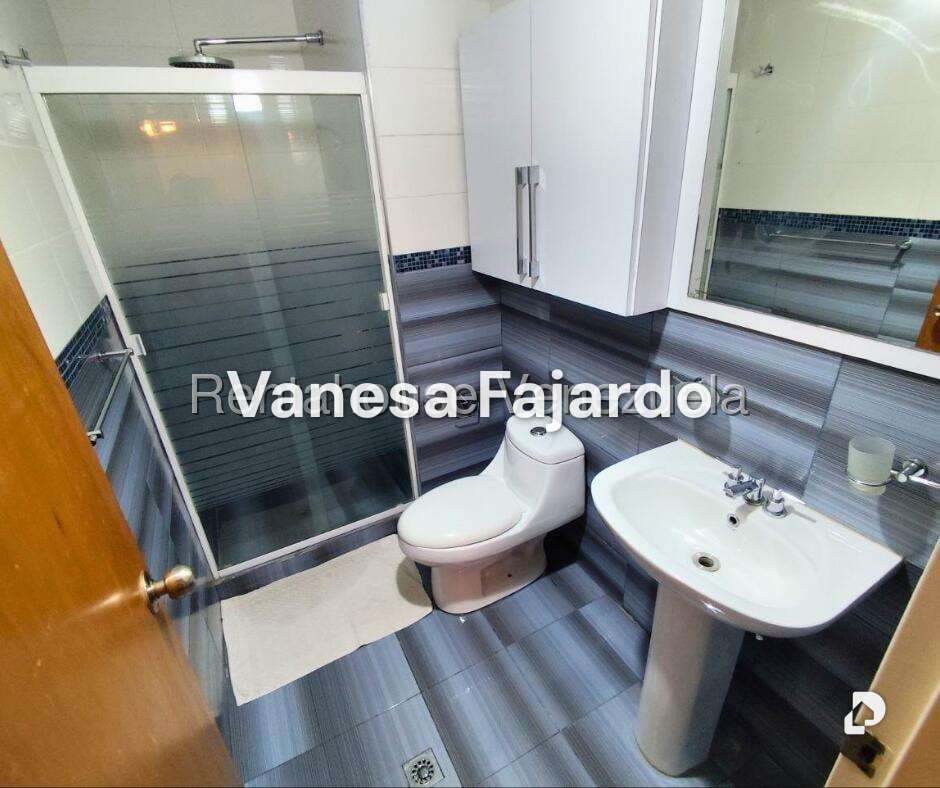 Apartamento en Parroquia La Candelaria, Caracas – 14