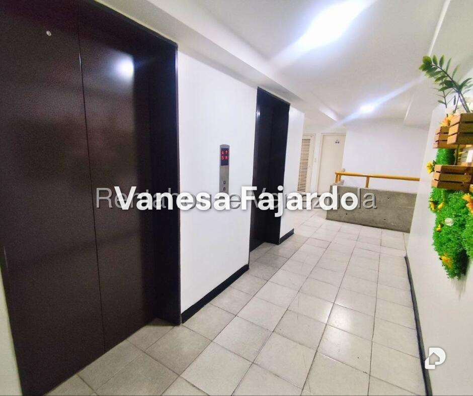 Apartamento en Parroquia La Candelaria, Caracas – 2