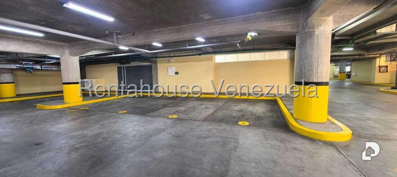 Casa en Los Chorros, Caracas – 68