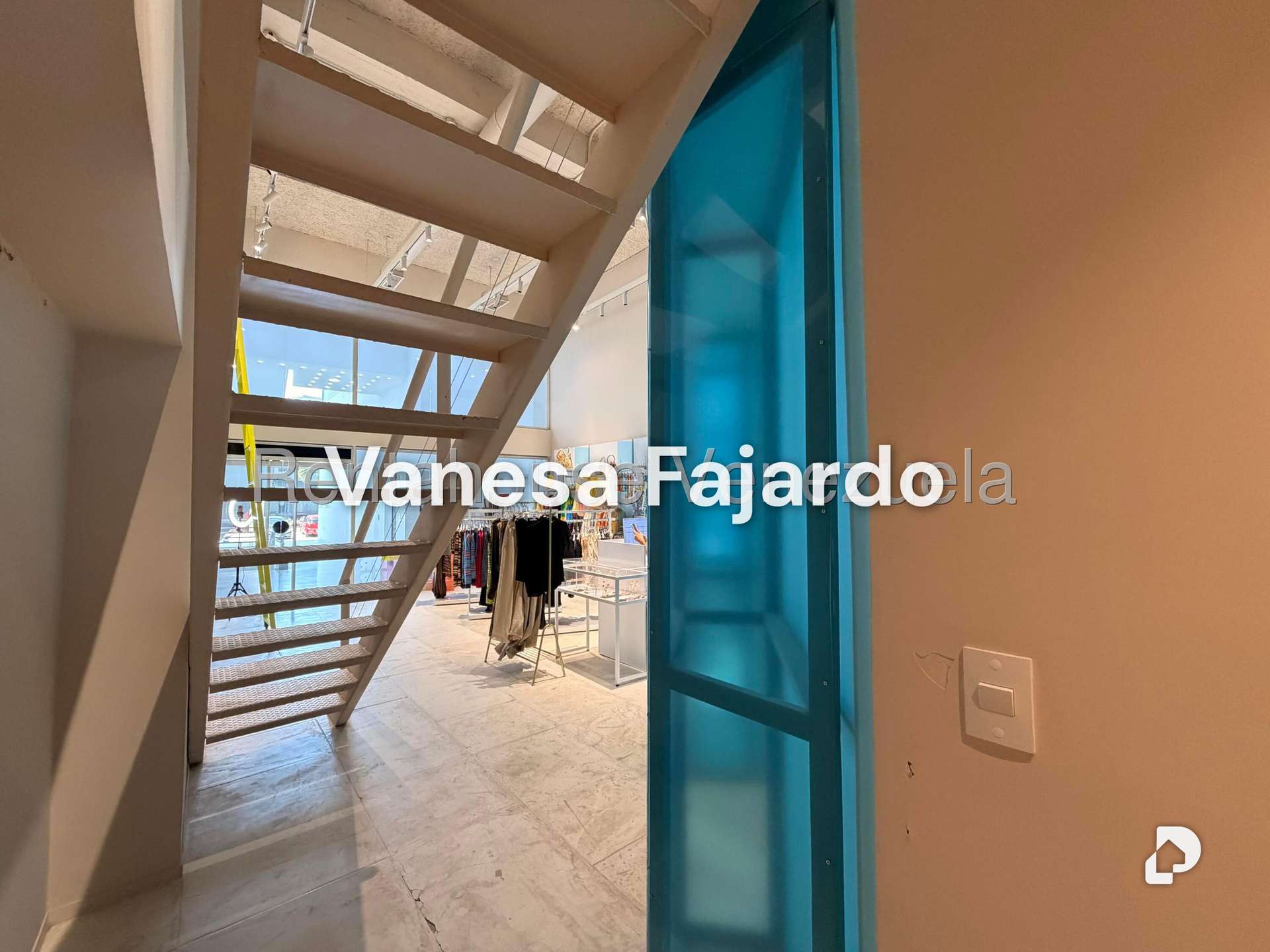 Local comercial en Las Mercedes, Caracas – 11