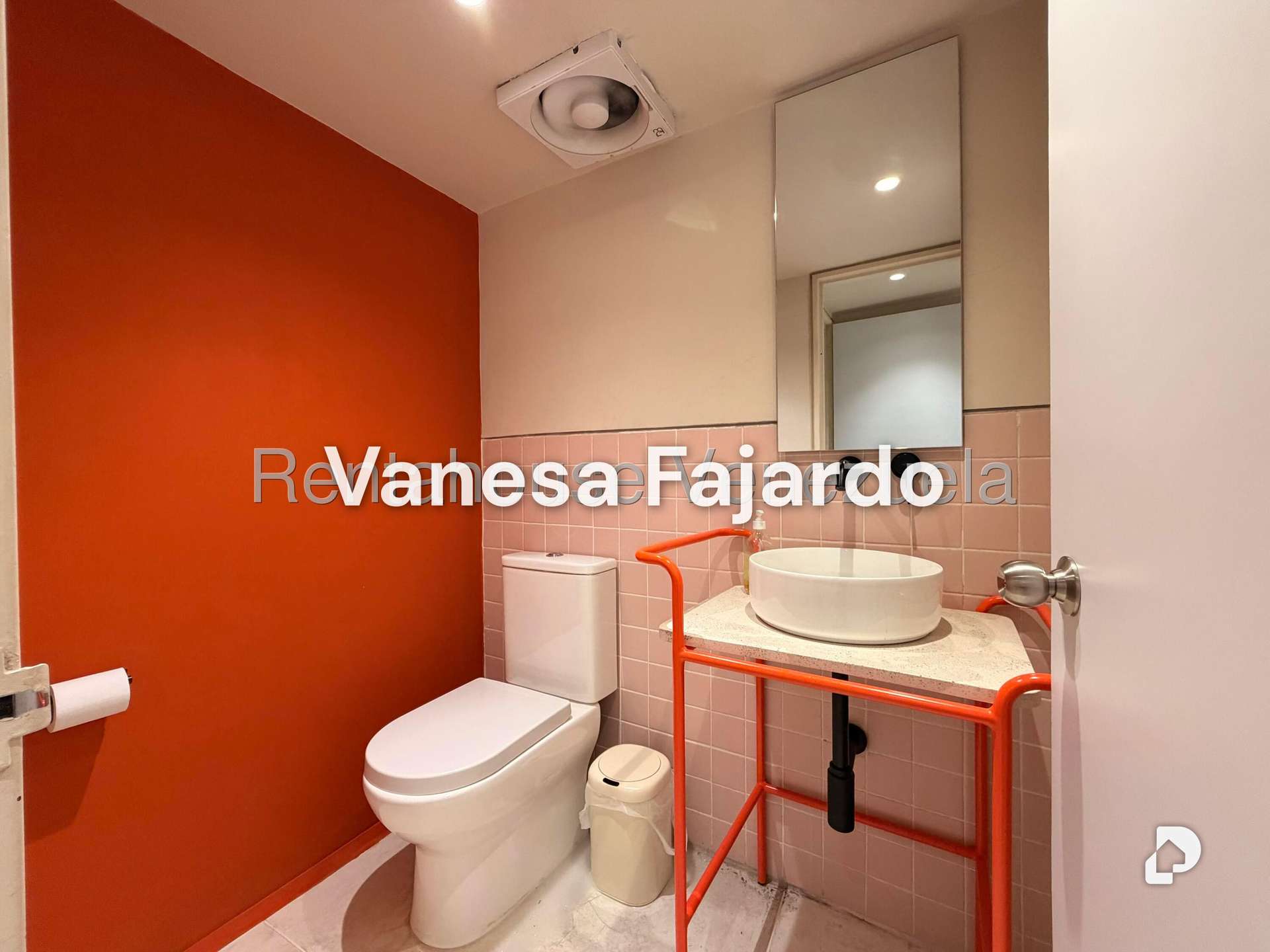 Local comercial en Las Mercedes, Caracas – 14