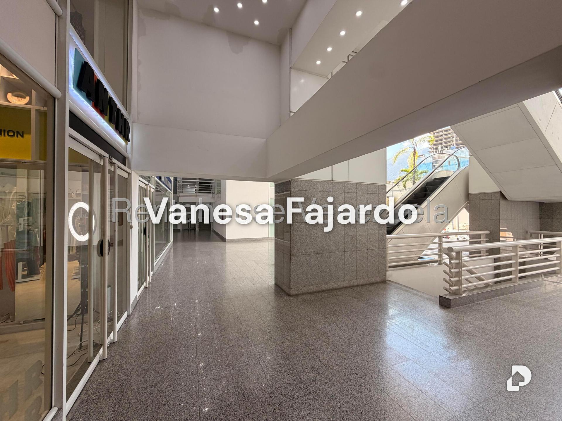 Local comercial en Las Mercedes, Caracas – 5