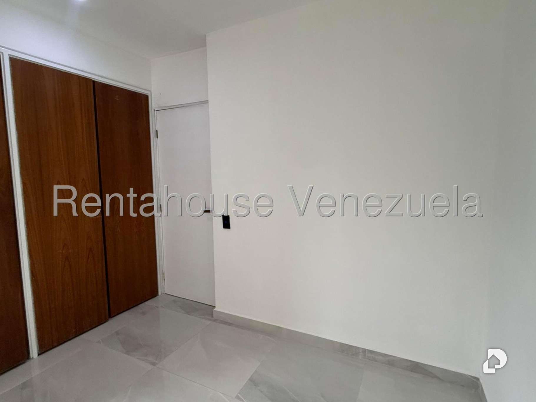 Apartamento en Parroquia San Bernardino, Caracas – 15