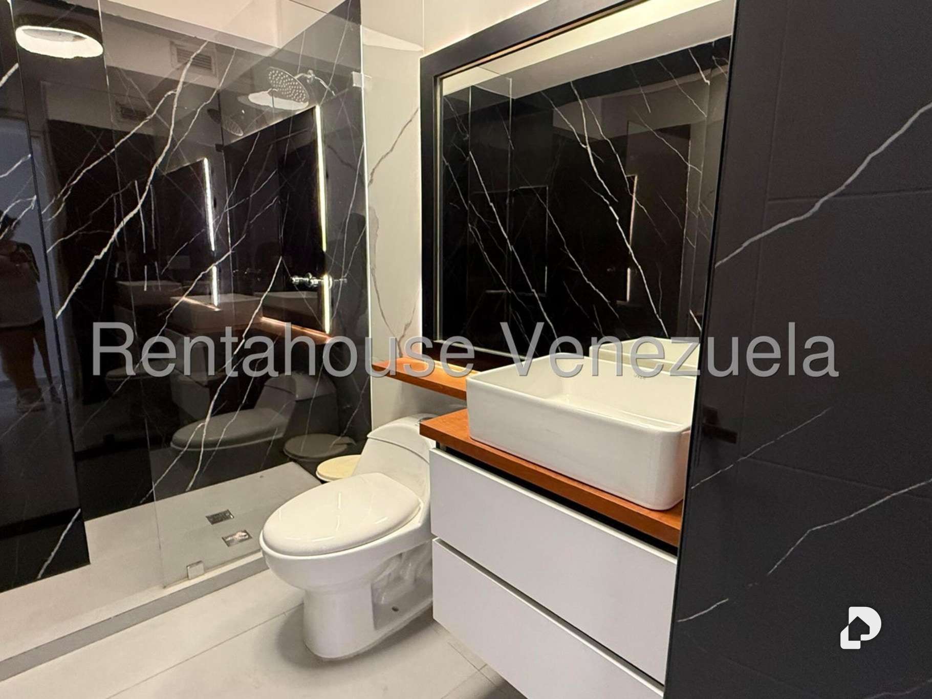 Apartamento en Parroquia San Bernardino, Caracas – 13