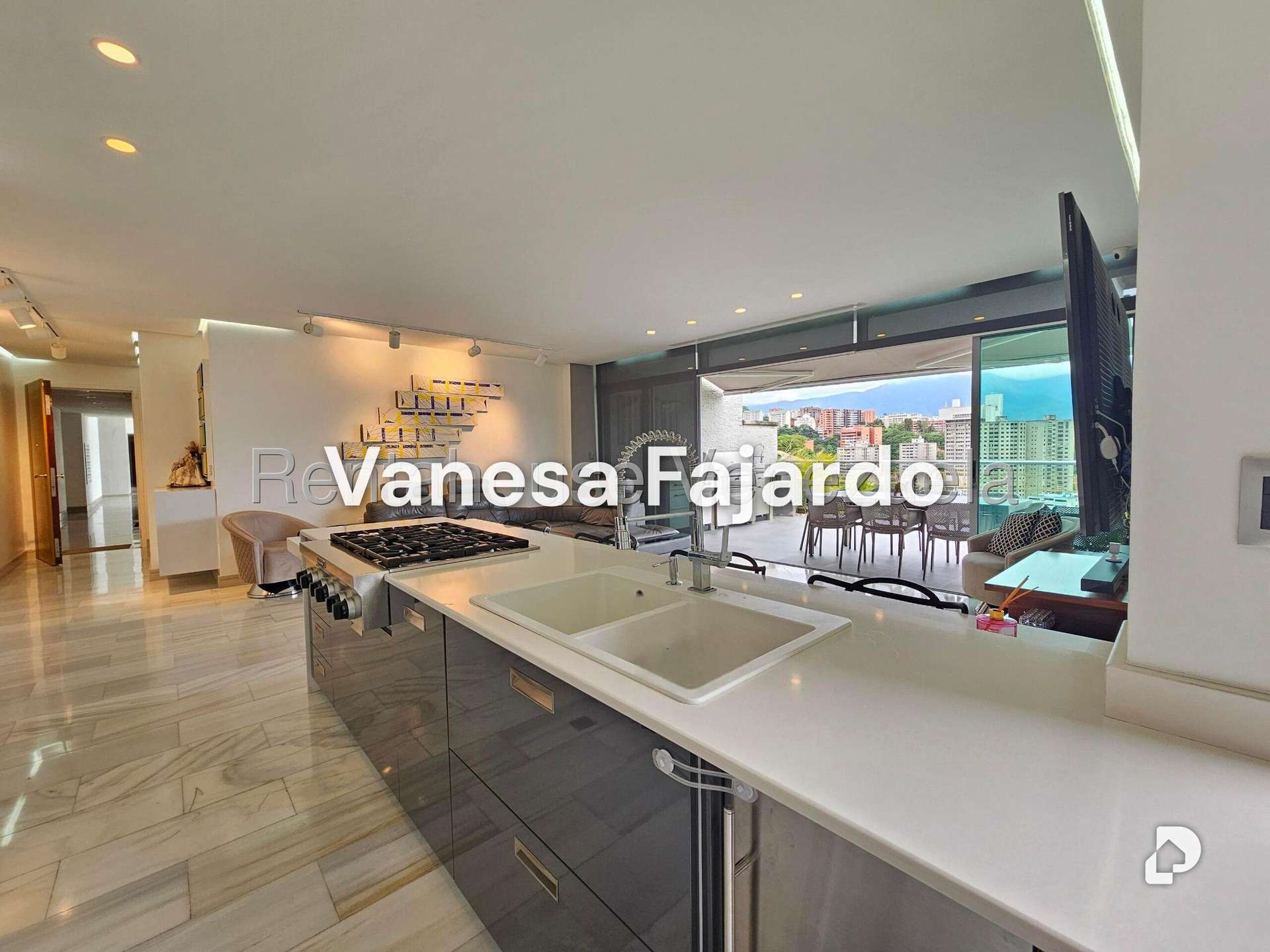 Apartamento en Santa Fe Sur, Caracas – 21