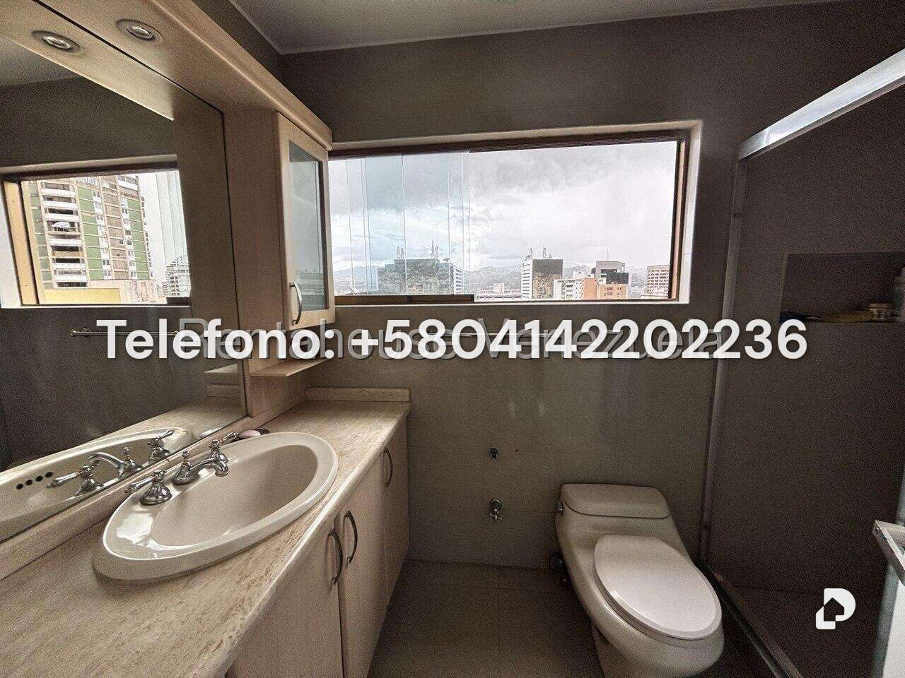 Apartment in Los Palos Grandes, Caracas – 27