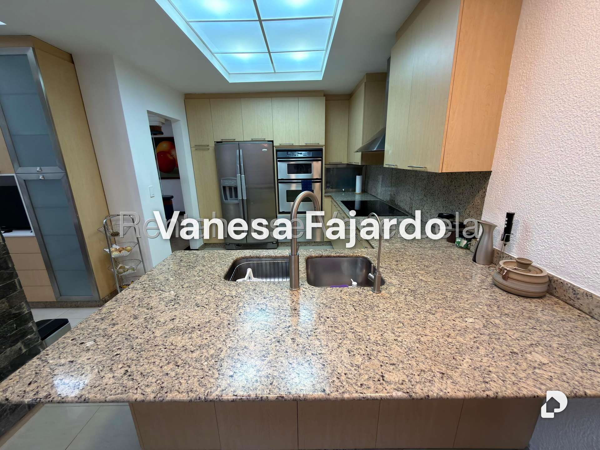 Casa en Alto Prado, Caracas – 12