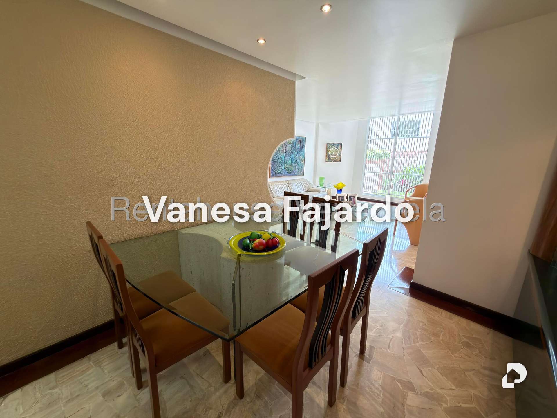 Casa en Alto Prado, Caracas – 8