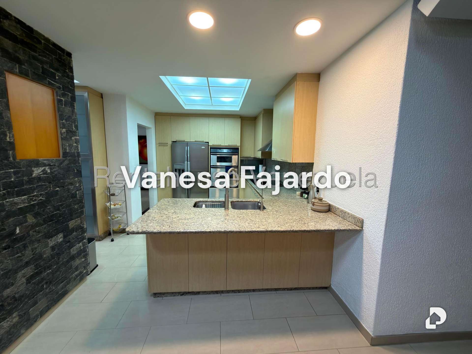 Casa en Alto Prado, Caracas – 11