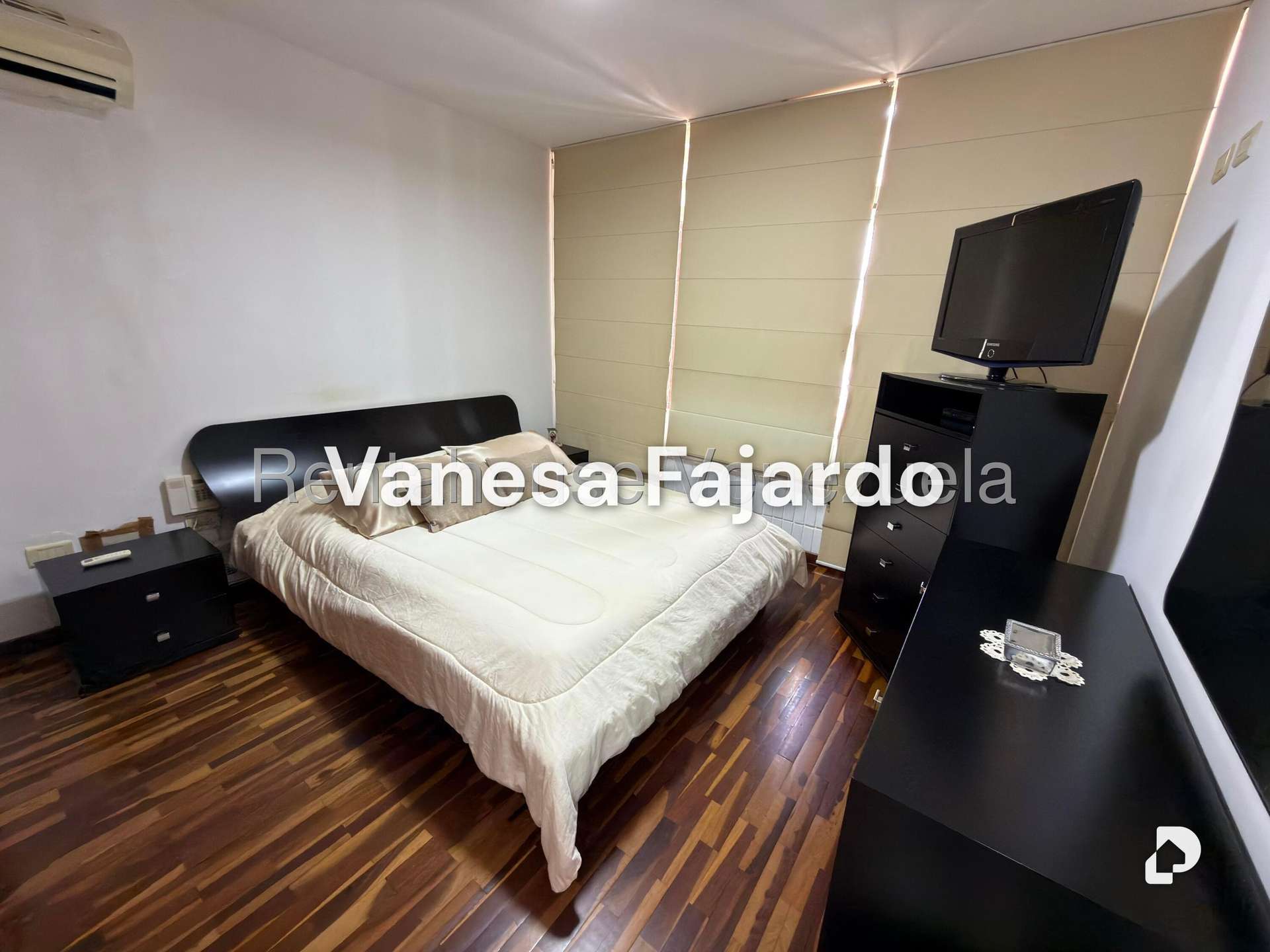 Casa en Alto Prado, Caracas – 28