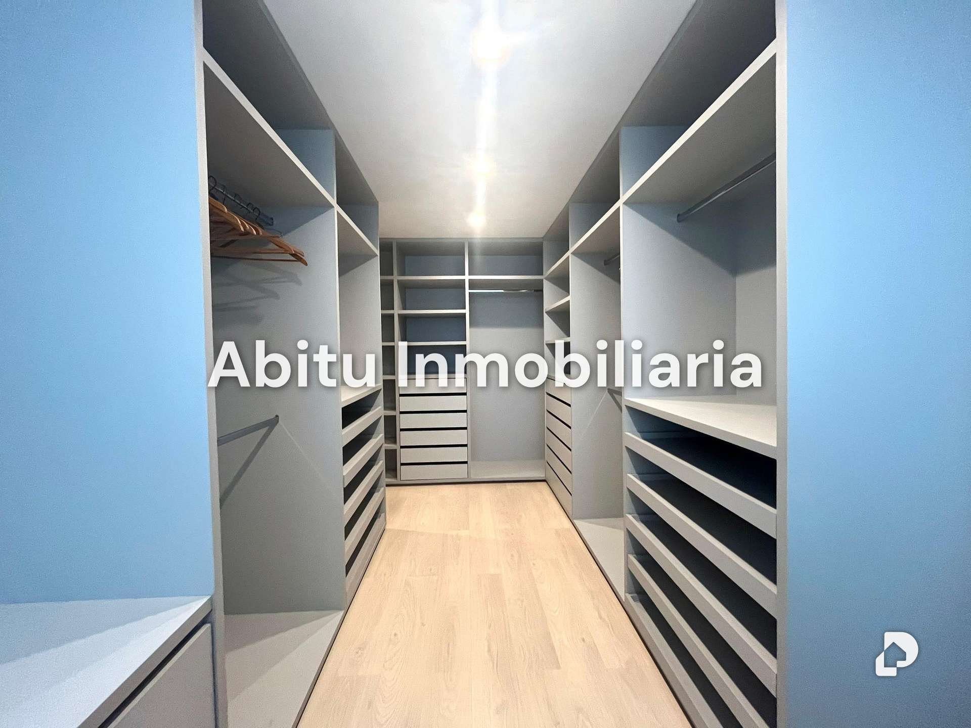 Apartamento en Altamira, Caracas – 13