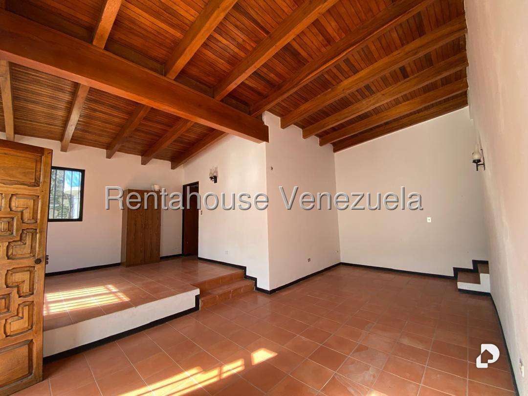 Casa en Prados del Este, Caracas – 29