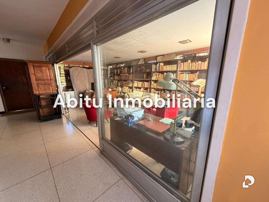 House in Country Club, Caracas – 23
