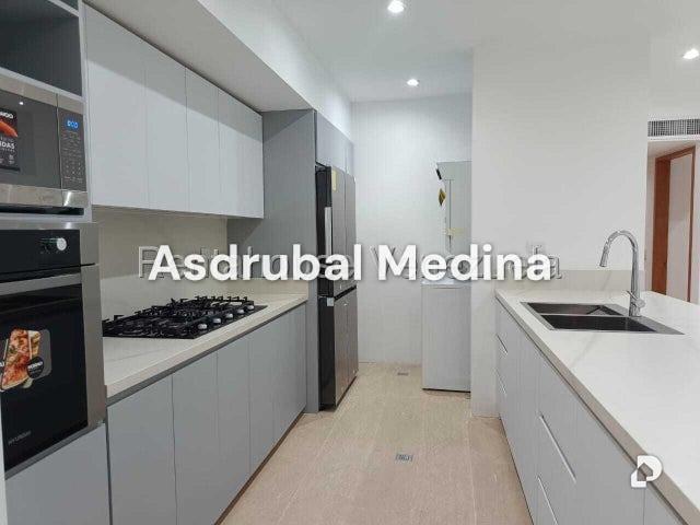 Apartment in Lomas de Las Mercedes, Caracas – 4