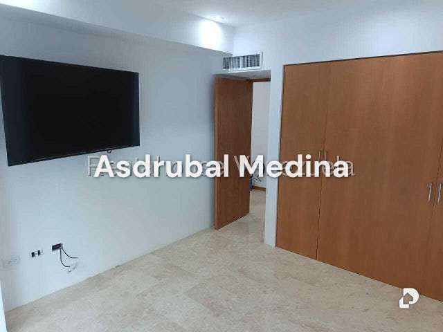 Apartment in Lomas de Las Mercedes, Caracas – 9
