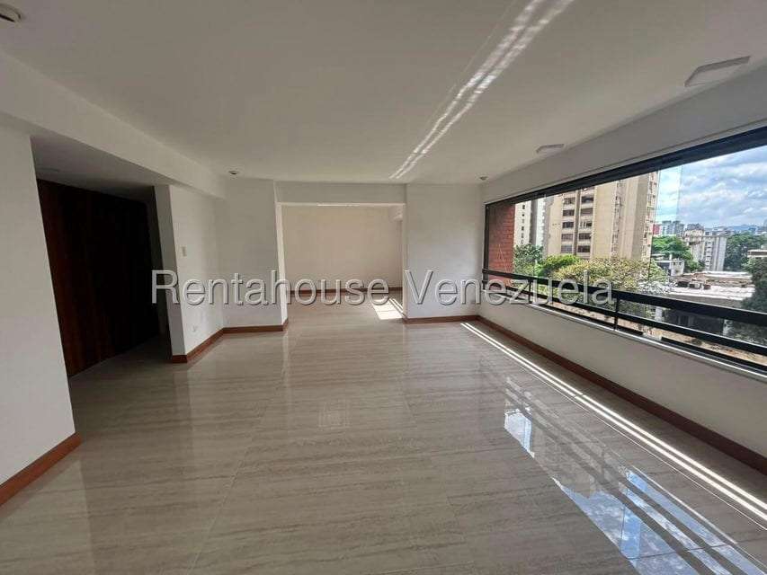 Apartamento en Los Dos Caminos, Caracas