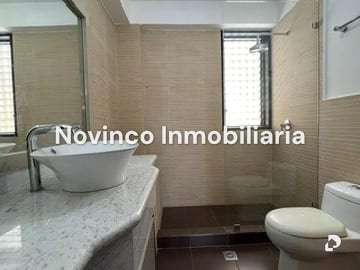 Apartment in La Castellana, Caracas – 8