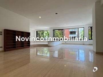 Apartment in La Castellana, Caracas – 2