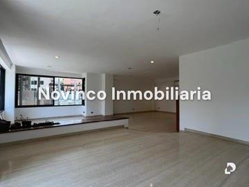 Apartment in La Castellana, Caracas – 4