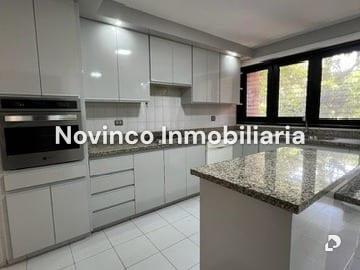 Apartment in La Castellana, Caracas – 5