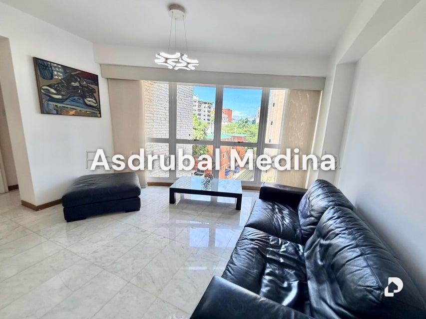 Apartamento en El Rosal, Caracas – 2