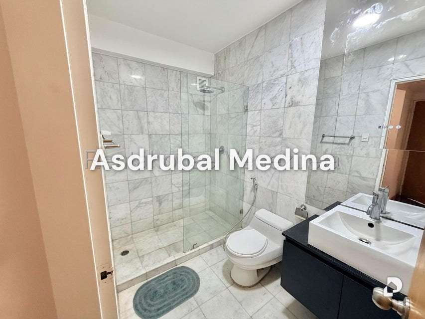 Apartamento en El Rosal, Caracas – 7