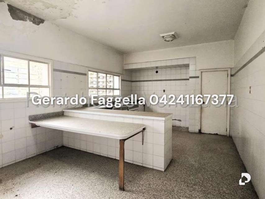 Casa en La Floresta, Caracas – 9