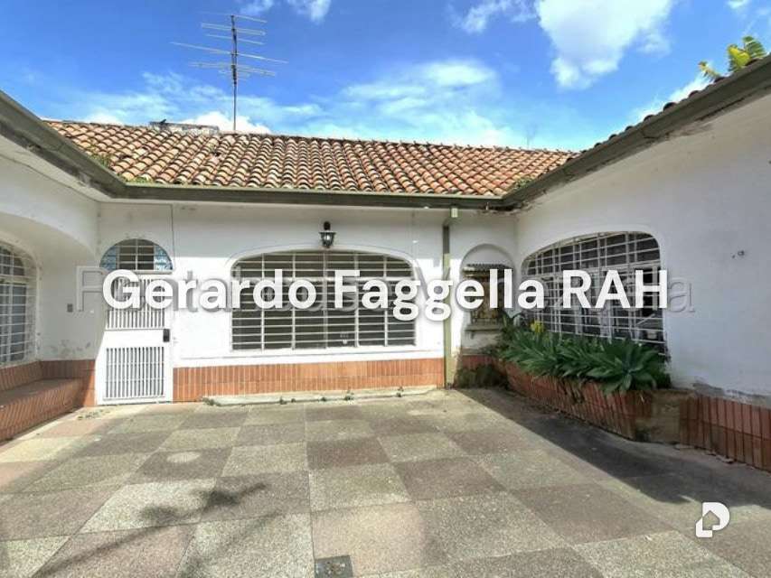 Casa en La Floresta, Caracas – 5