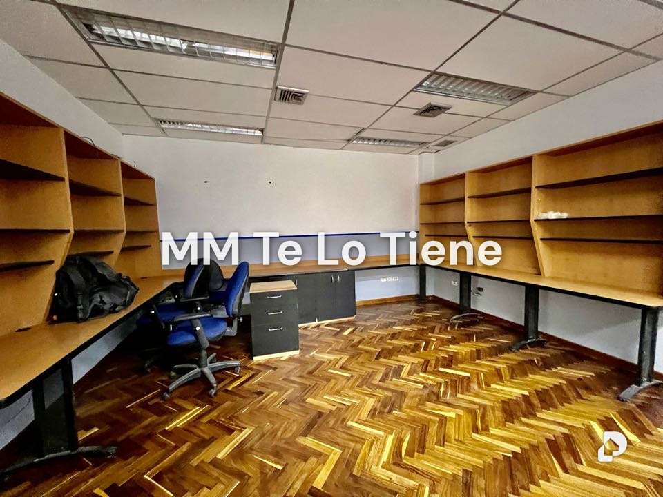 Office in El Marqués, Caracas – 6