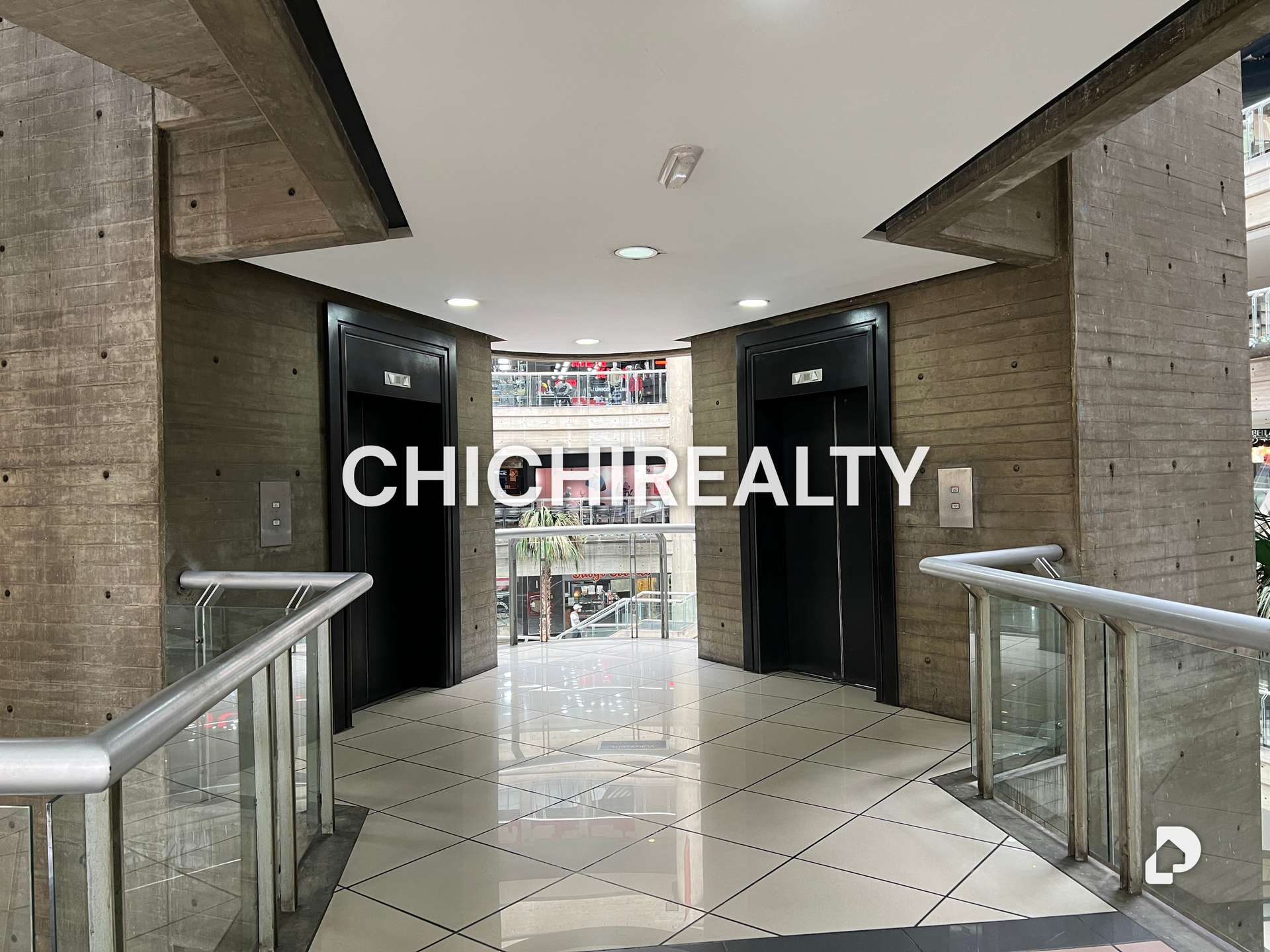 Local comercial en El Recreo, Caracas – 5
