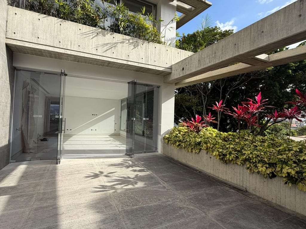 Apartamento en Altamira, Caracas - 1