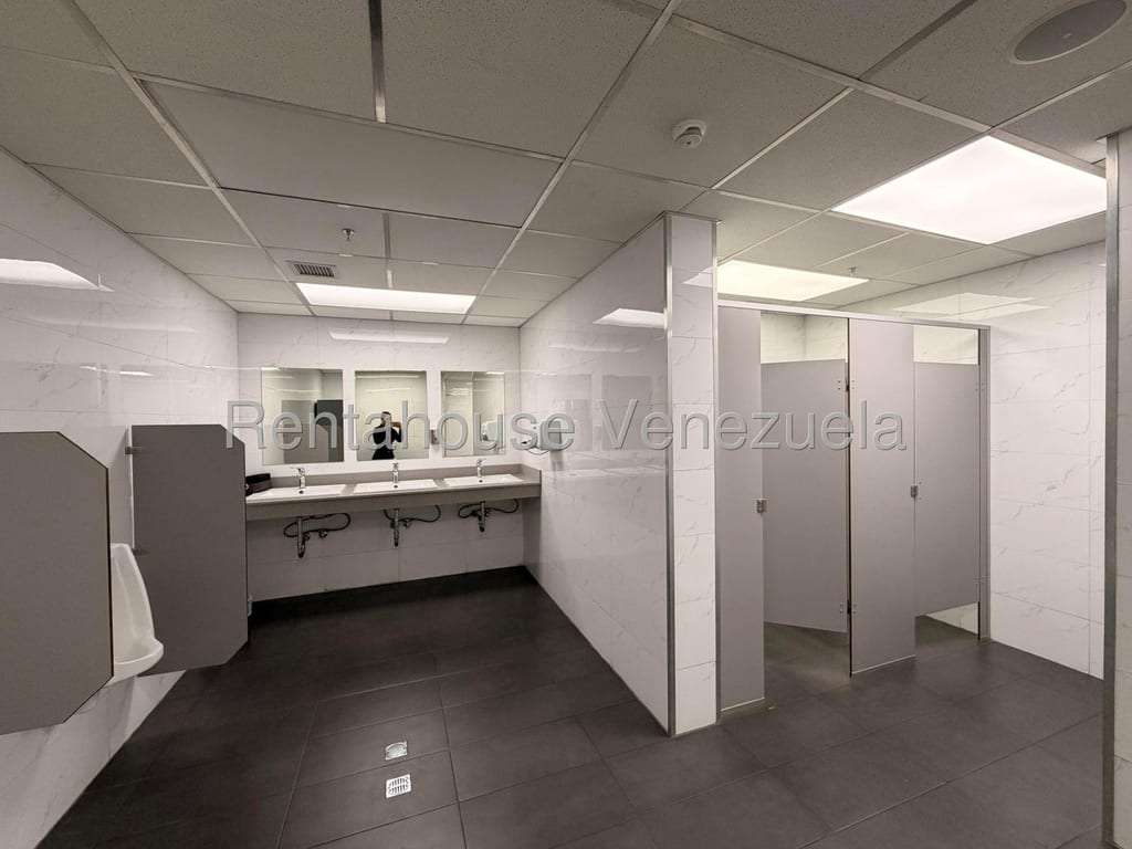 Oficina en Las Mercedes, Caracas