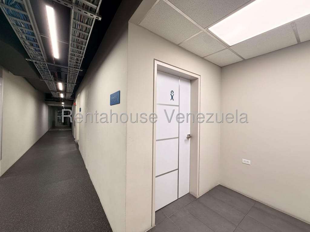 Oficina en Las Mercedes, Caracas