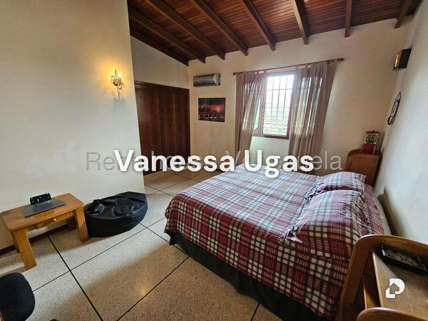 Casa en Prados Del Este, Caracas – 13