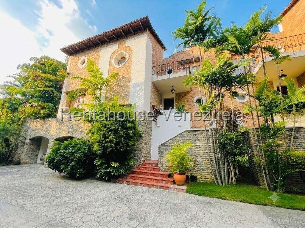 House in La Floresta, Caracas - 1