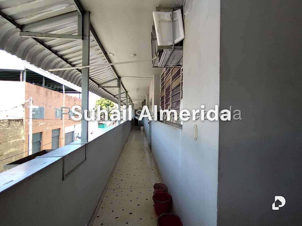 Edificio en Av. Bolívar, Güigüe – 17