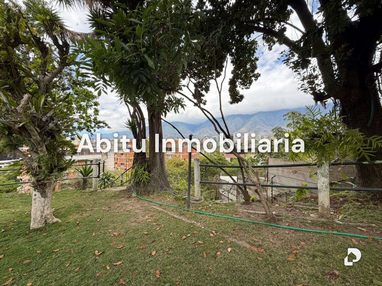 House in Lomas de Chuao, Caracas – 8