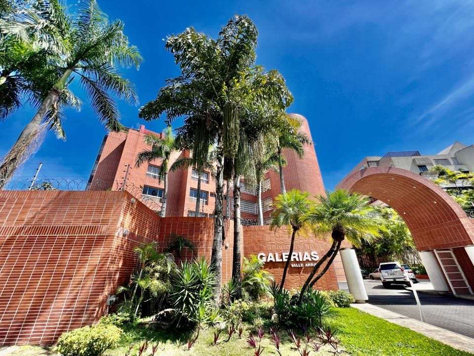 Apartamento en Colinas de Valle Arriba, Caracas - 1