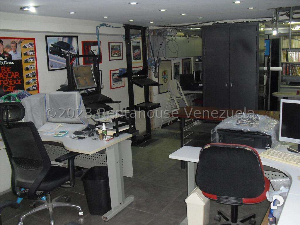 Galpón en Boleíta Sur, Caracas – 14